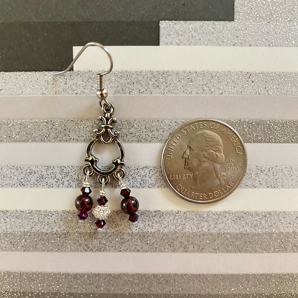 Artisan earrings 🖤 - Picture 4 of 4